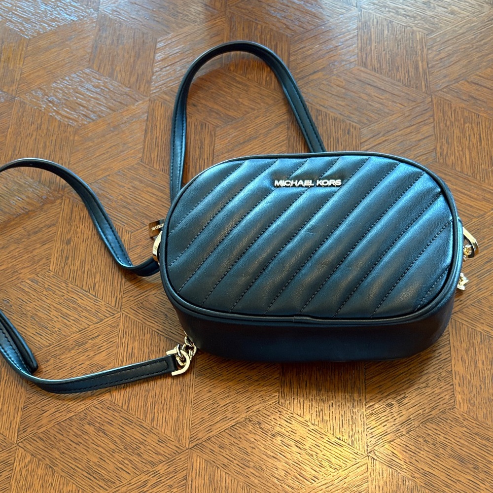 Crossbody bag